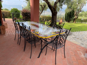 tavolo rettangolare in pietra lavica